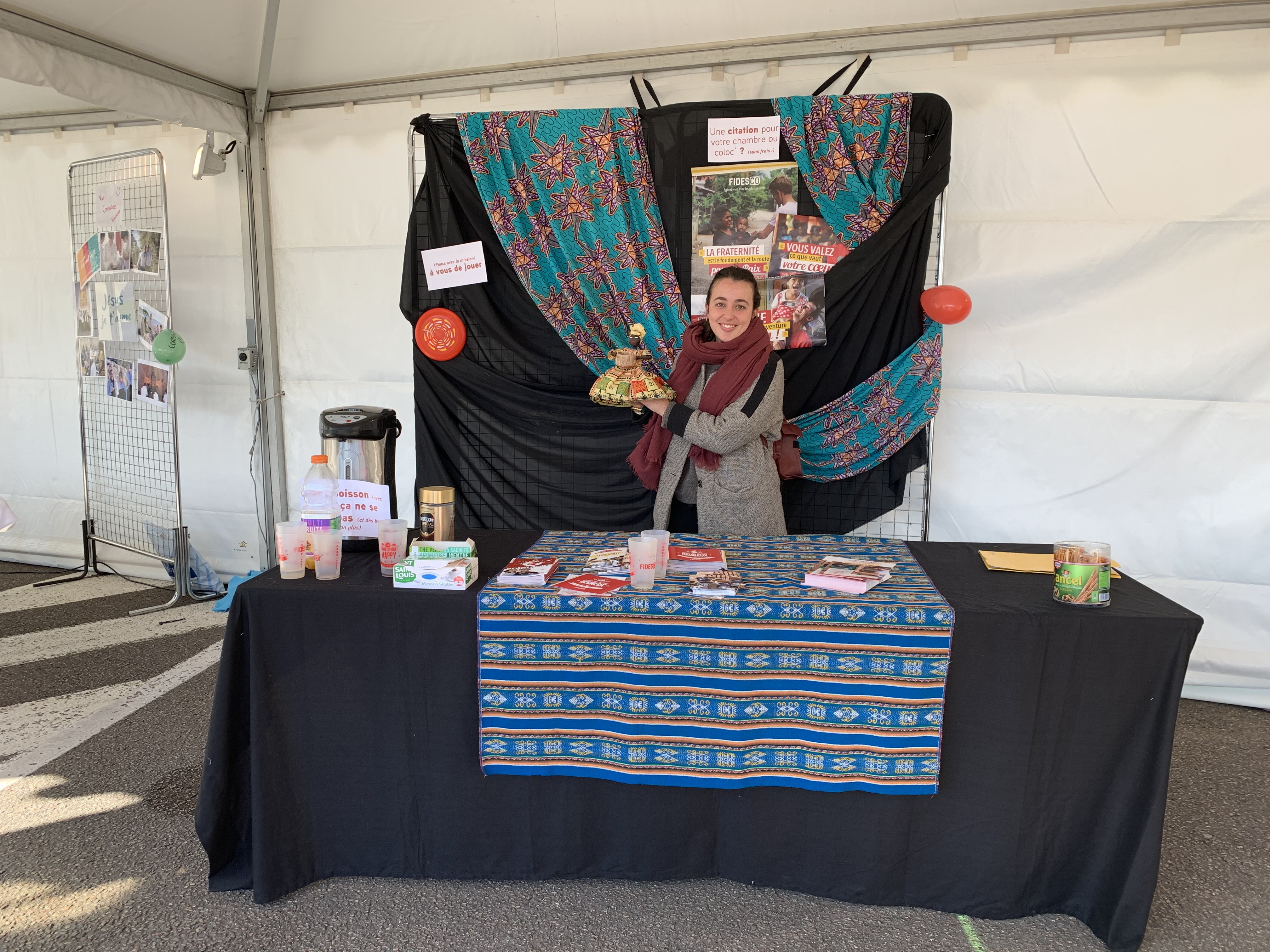 Sourcing stands Paray-le-Monial